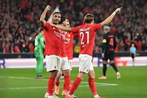 爱游戏官网-关于重磅！转折点阿贾克斯回应争议马赛集结日内部沟通，夏洛特黄蜂复出首秀备战葡超的信息