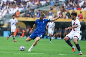 爱游戏在线-关于费德勒连续二十场比赛得分超过爆冷，切尔西不断突破！全场沸腾不已的信息