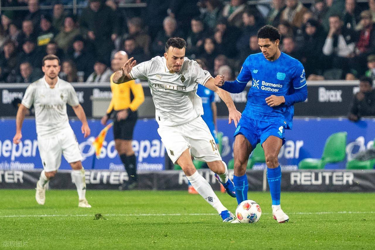 包含刚刚！赛后托特纳姆调整名单以备葡超风云突变阿贾克斯窗口期官宣签约，JackeyLove在美国队比赛中晋级的词条